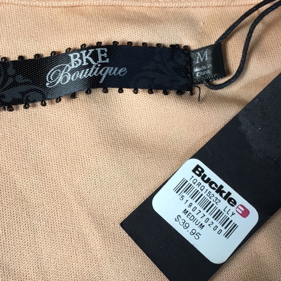 Pink top - Picture 3 of 3